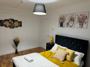 Four Bedroom Family Home Up to 7 People